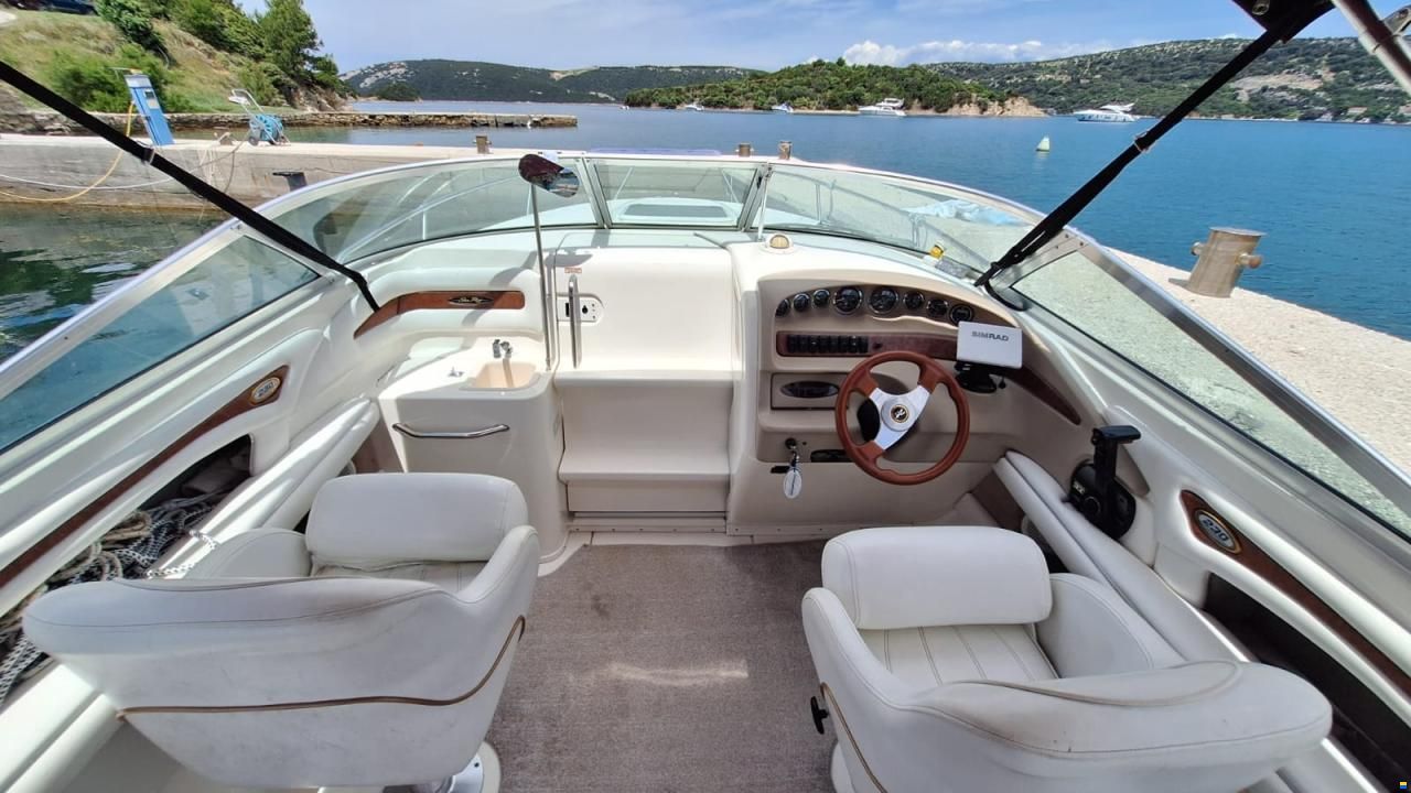 Sea Ray 230 OV