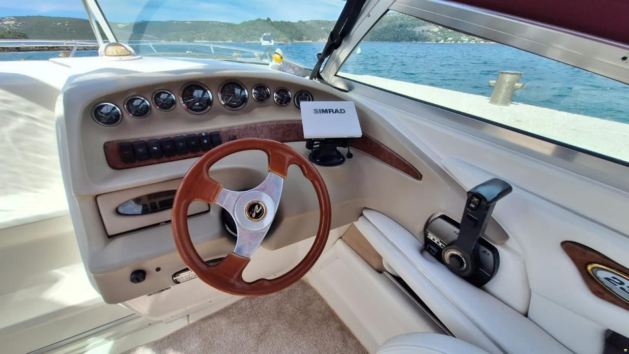 Sea Ray 230 OV