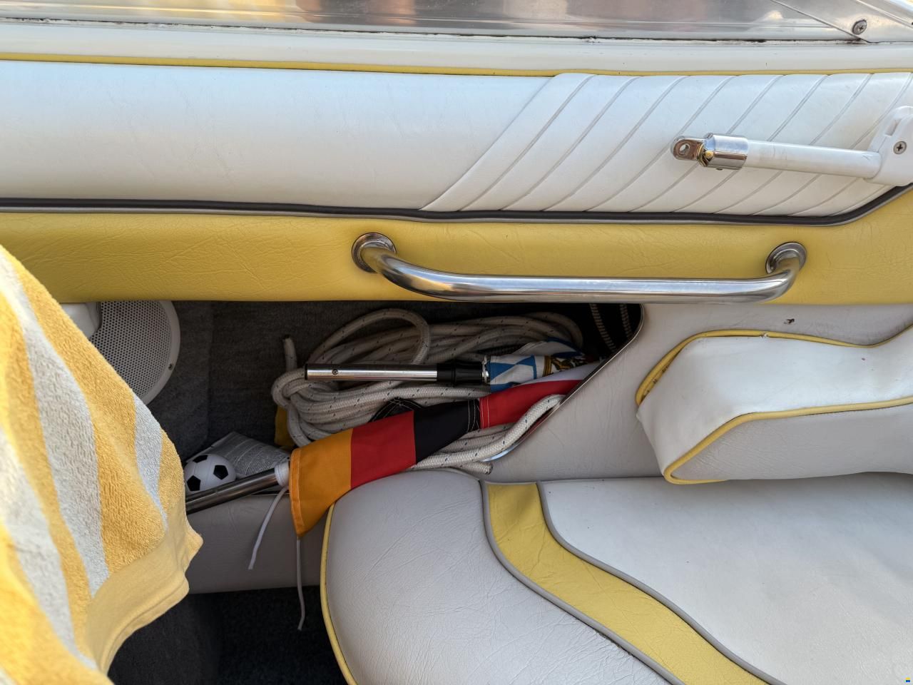 Sea Ray 220 SR