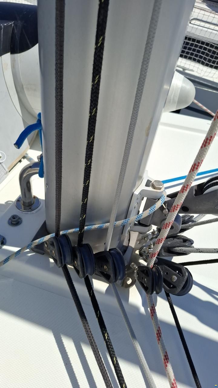 Beneteau Oceanis 38.1