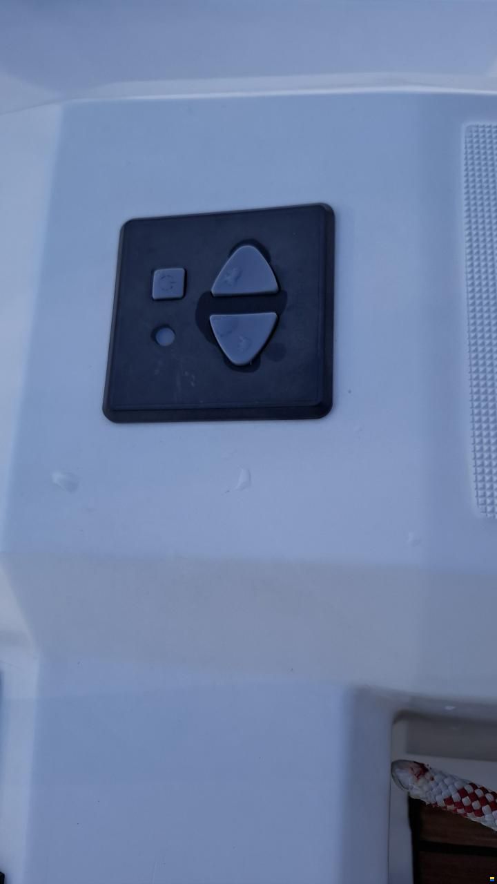 Beneteau Oceanis 38.1