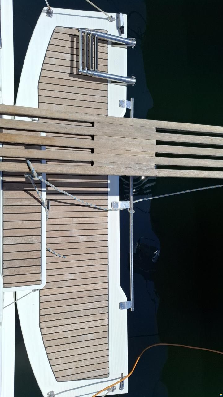 Beneteau Oceanis 38.1