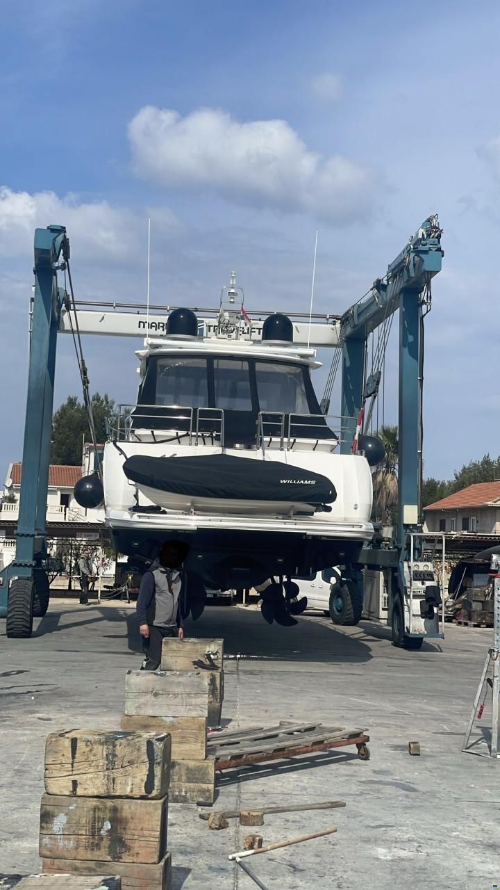 Williams Sportjet 345