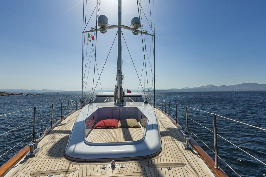 Perini Navi PERINI 40M FAST CRUISING LIN