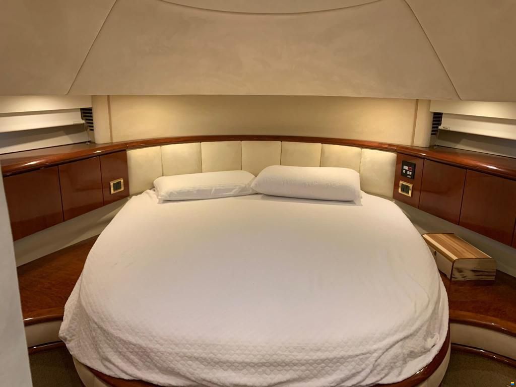 Fairline SQUADRON 62