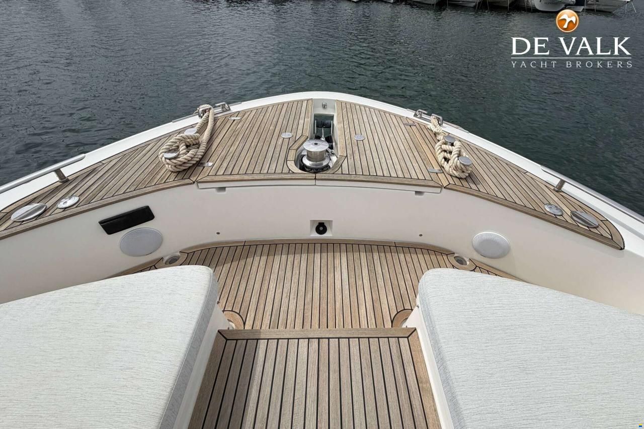 Monte Carlo Yachts 65