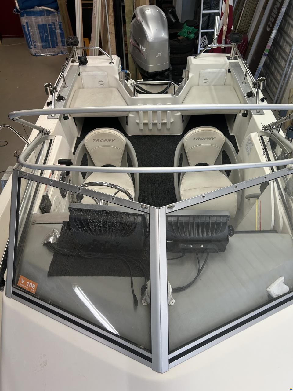 Bayliner trophy