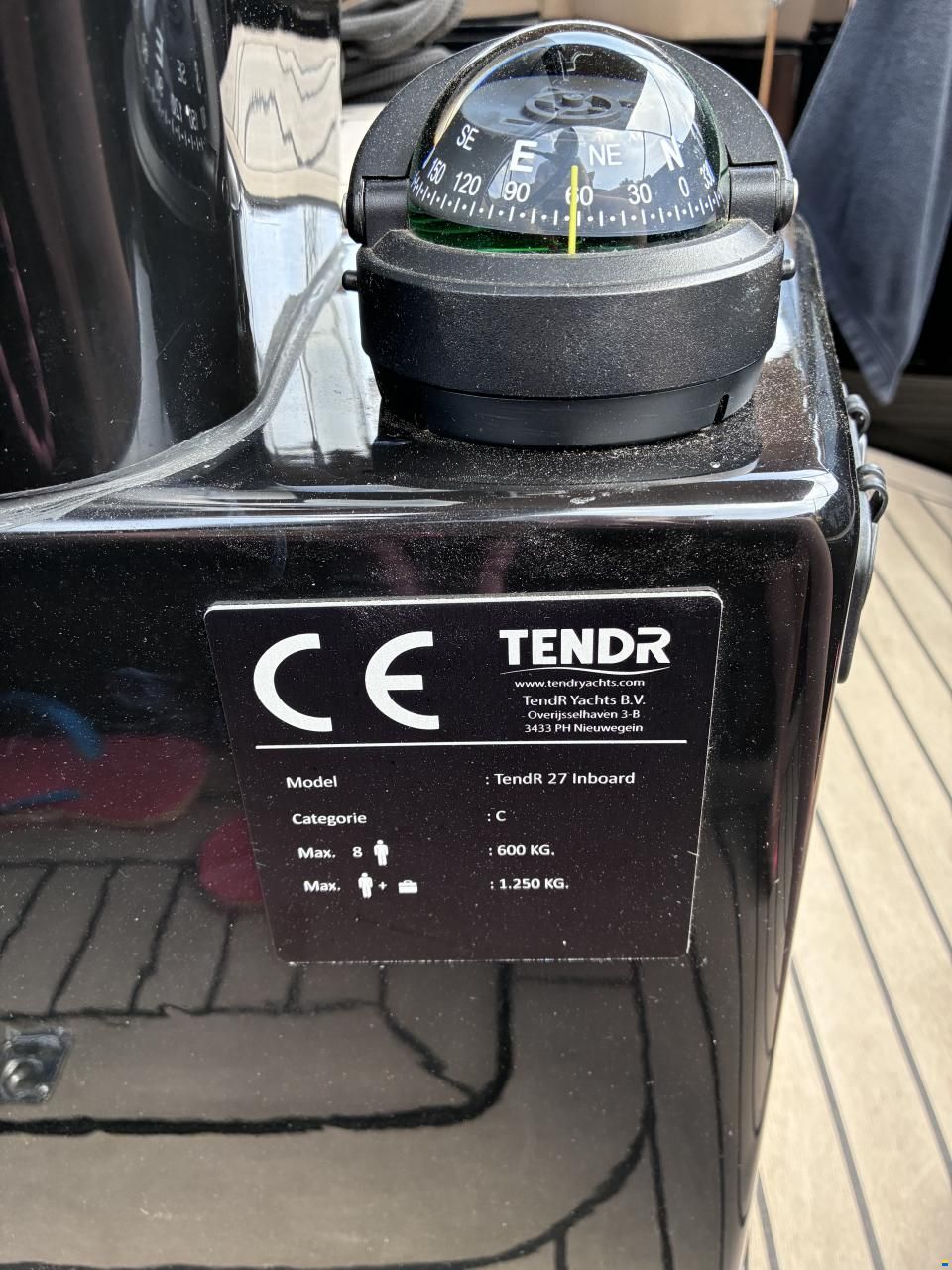 TendR 27 Cabin Inboard