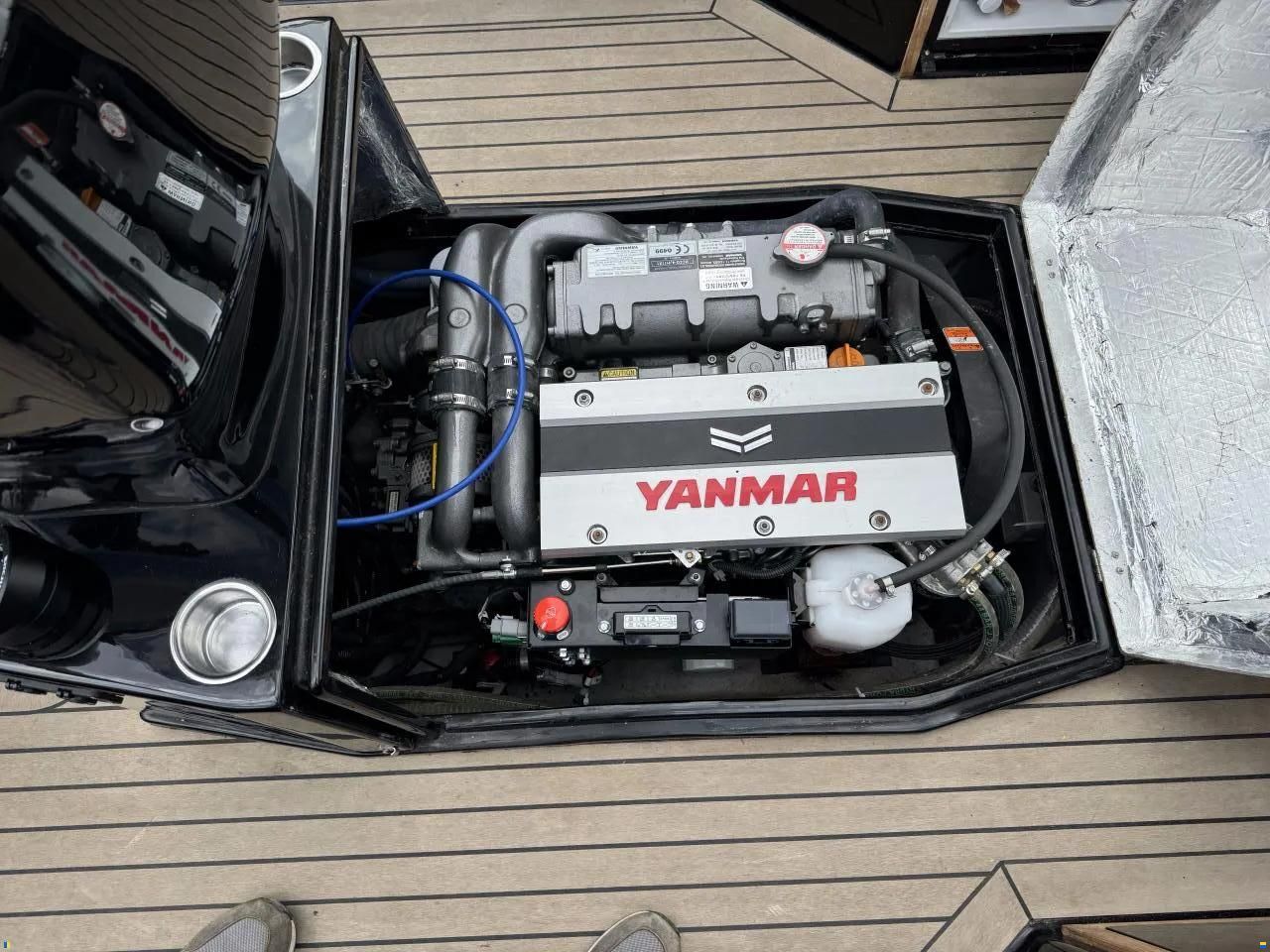 TendR 27 Cabin Inboard