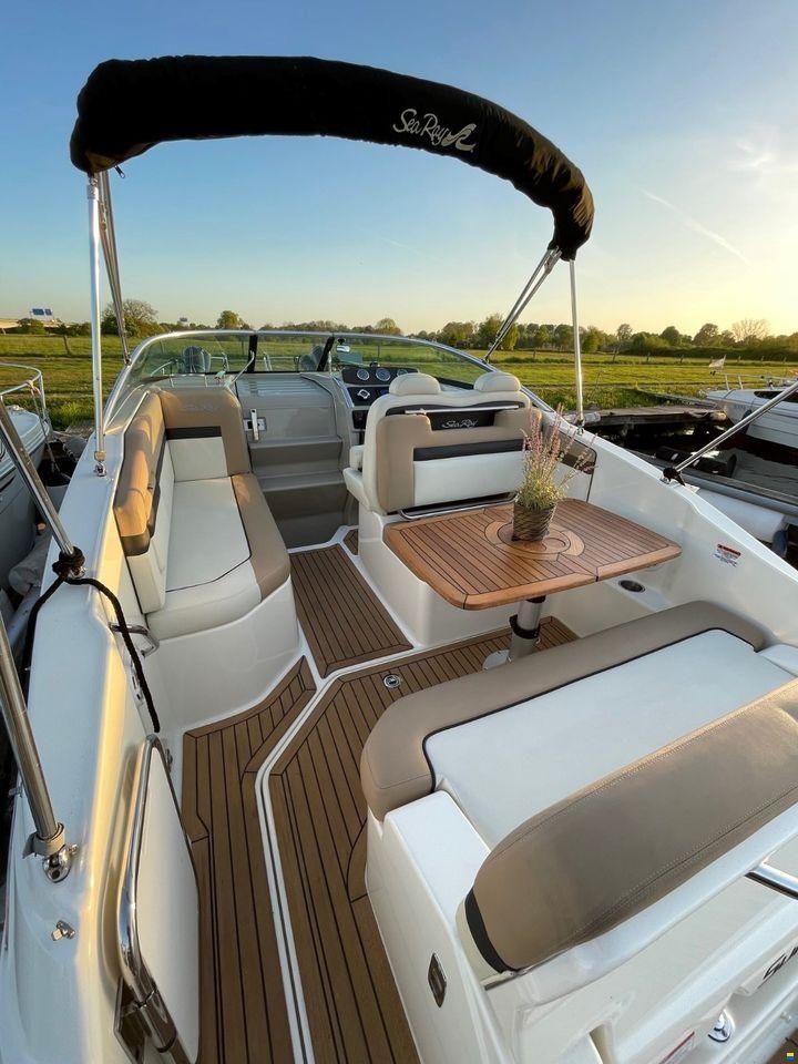 Sea Ray Sundancer 265