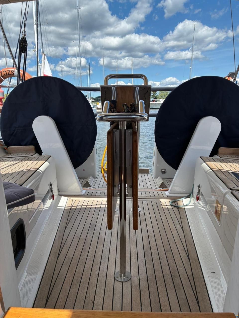 Hanse 345/348