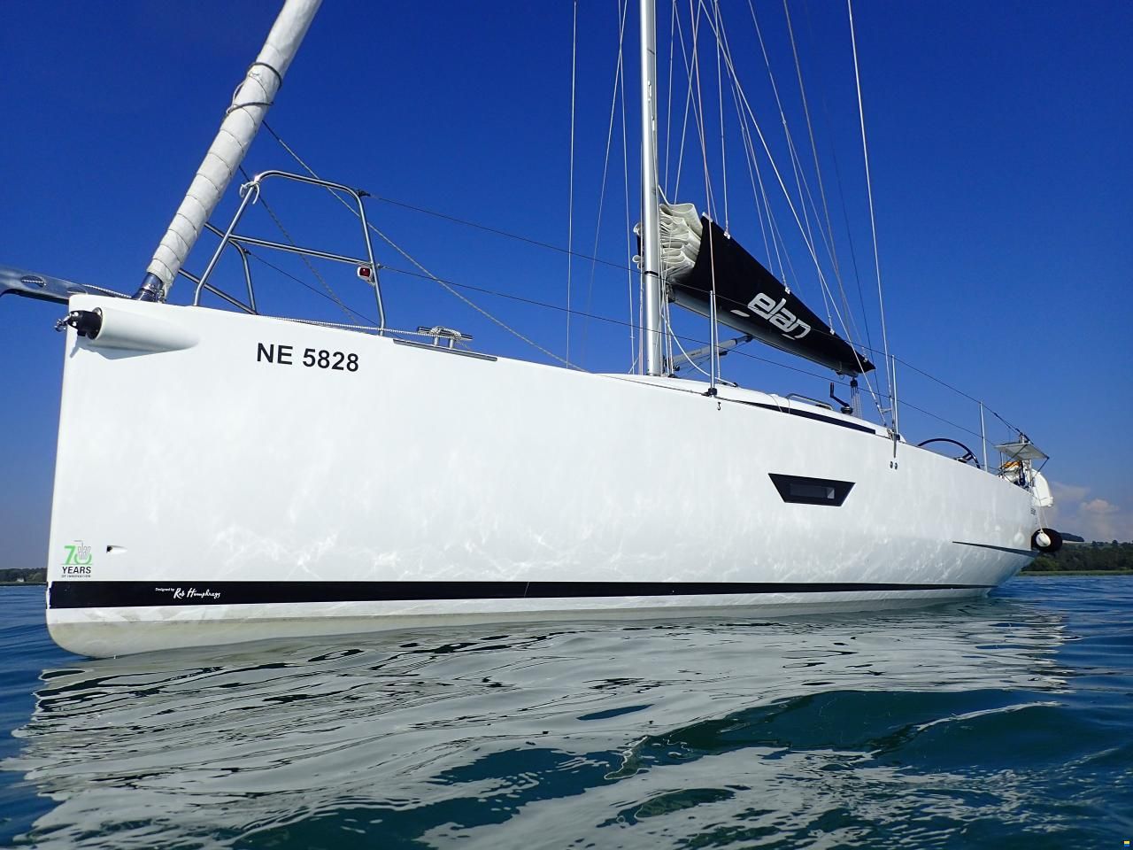 Elan E3