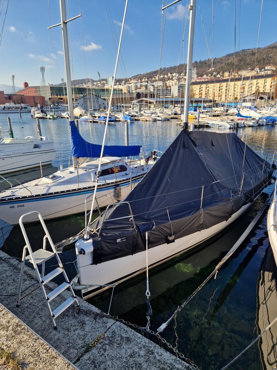 Elan E3