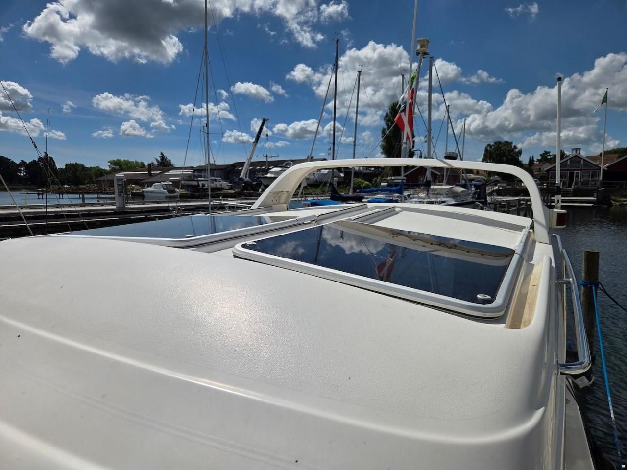 Nimbus 280 Coupe