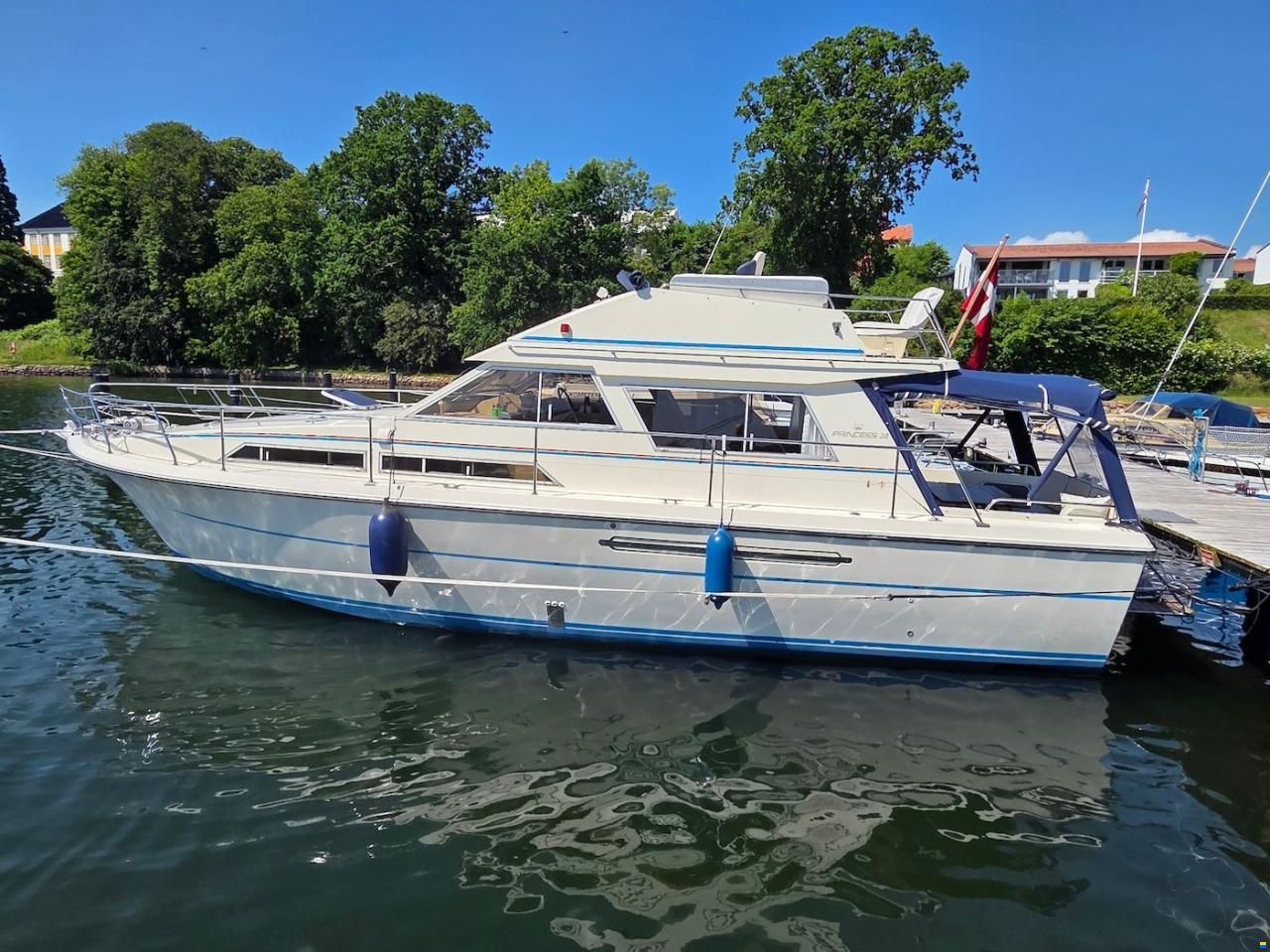 Princess 38 Fly