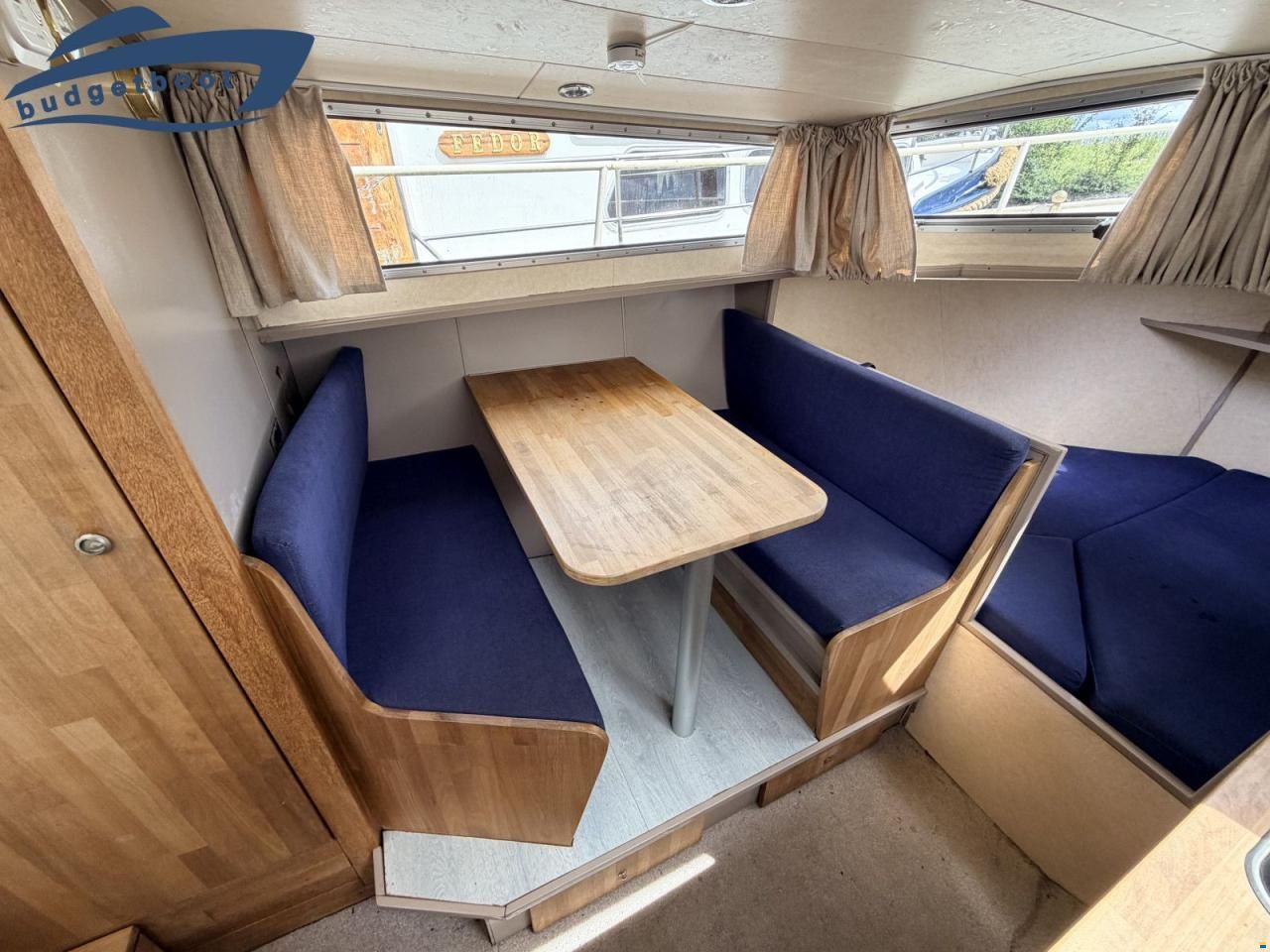 Curtevenne 930