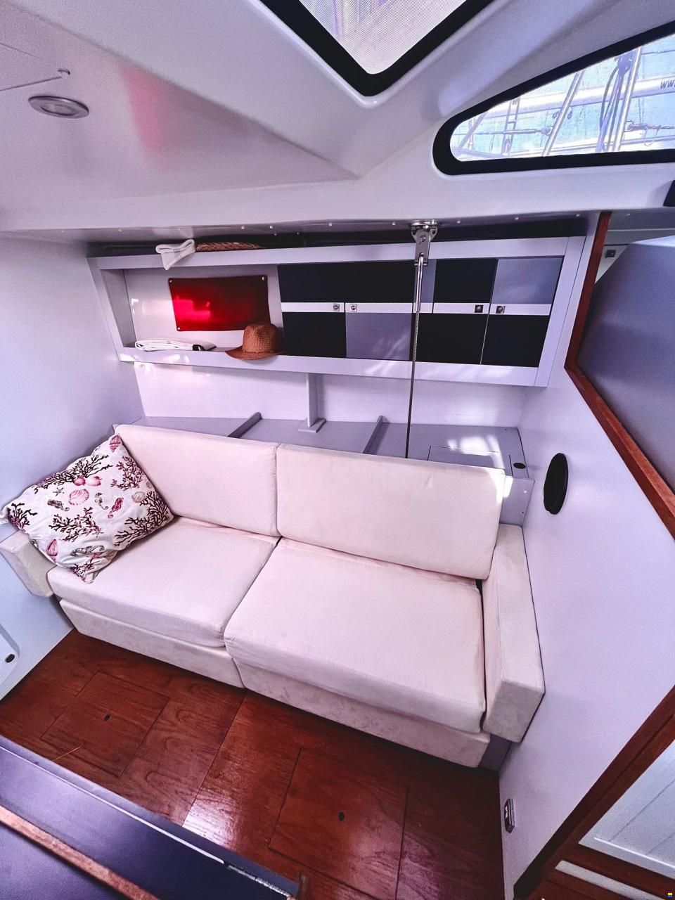 RM Yachts 1350