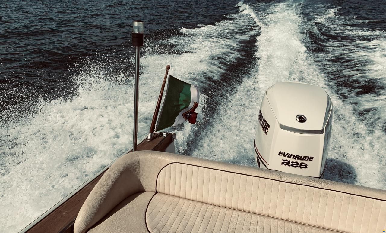 Boston Whaler Outrage 22
