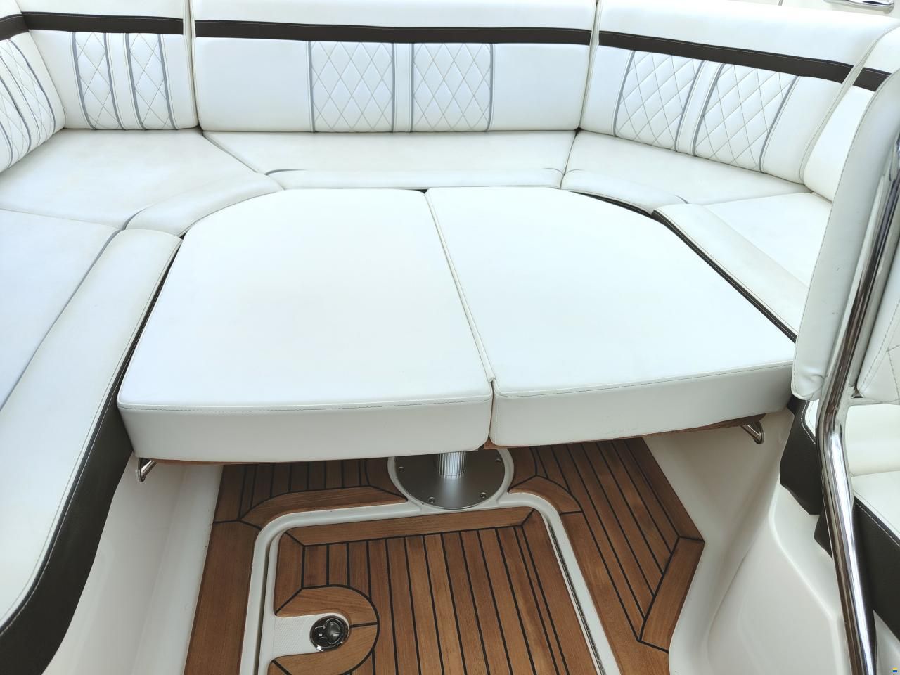Sea Ray Sun Sport 250