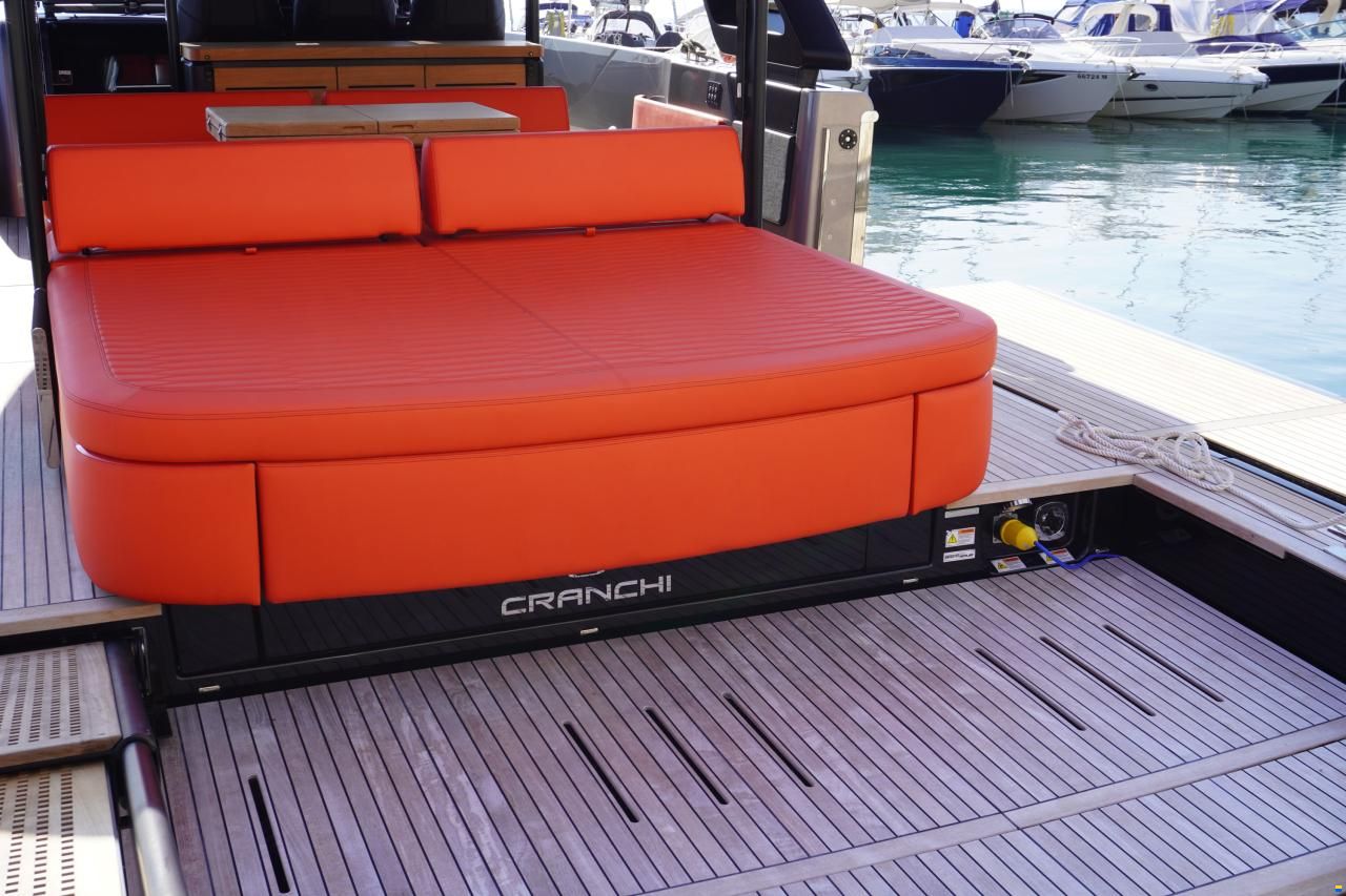 Cranchi A46 Luxury Tender