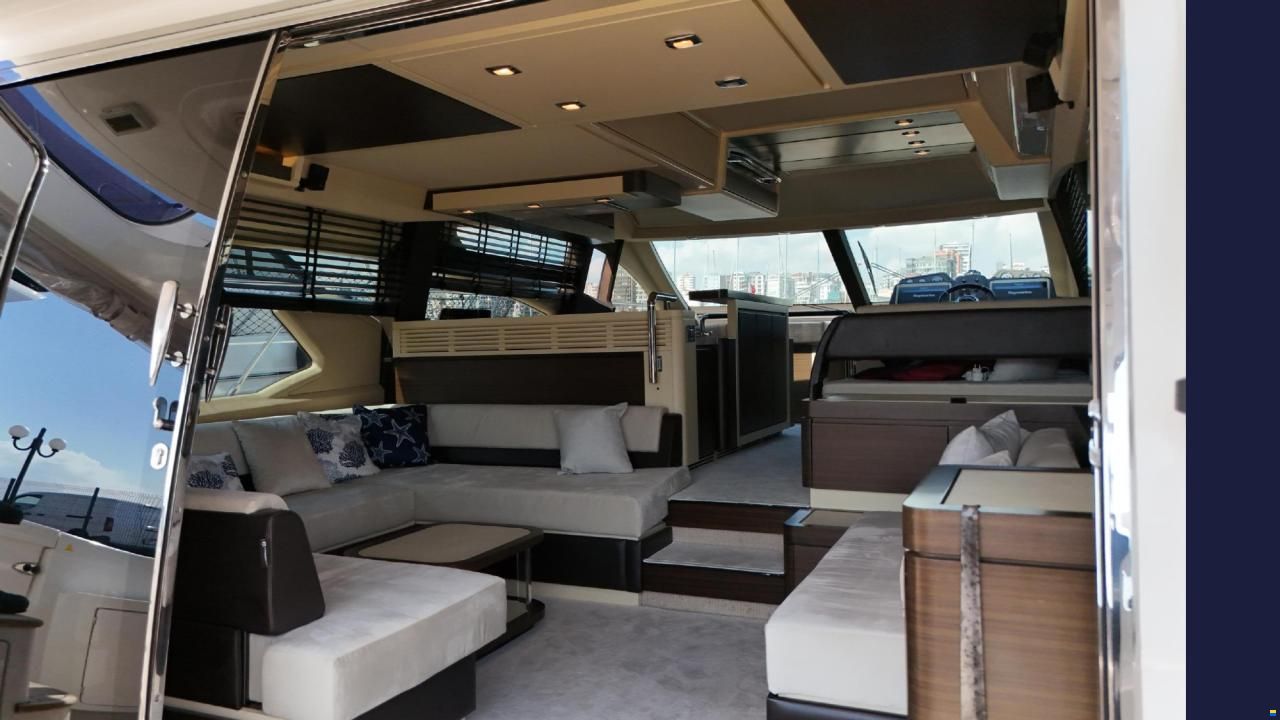 Azimut Flybridge 64