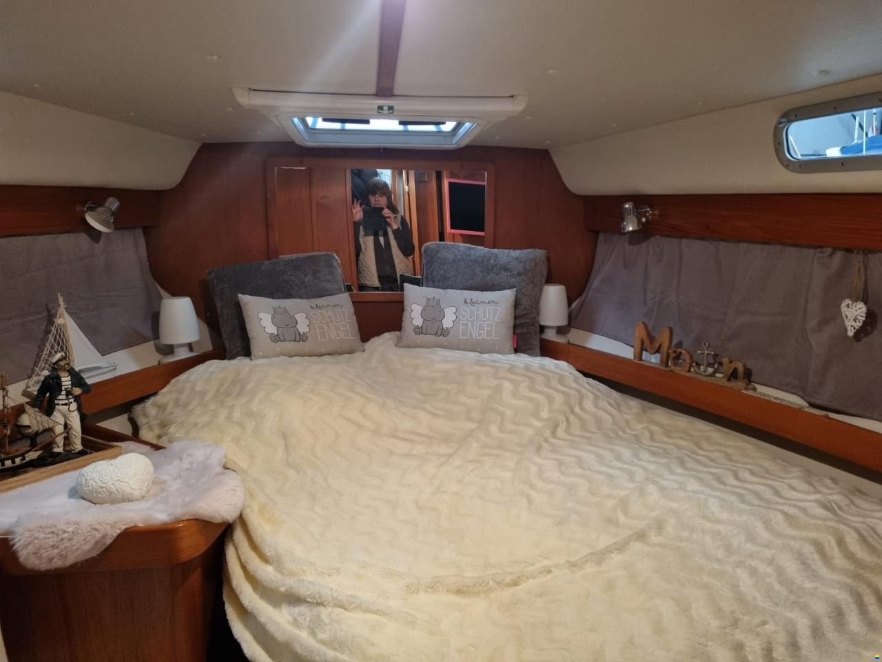 Nimbus 320 Coupe