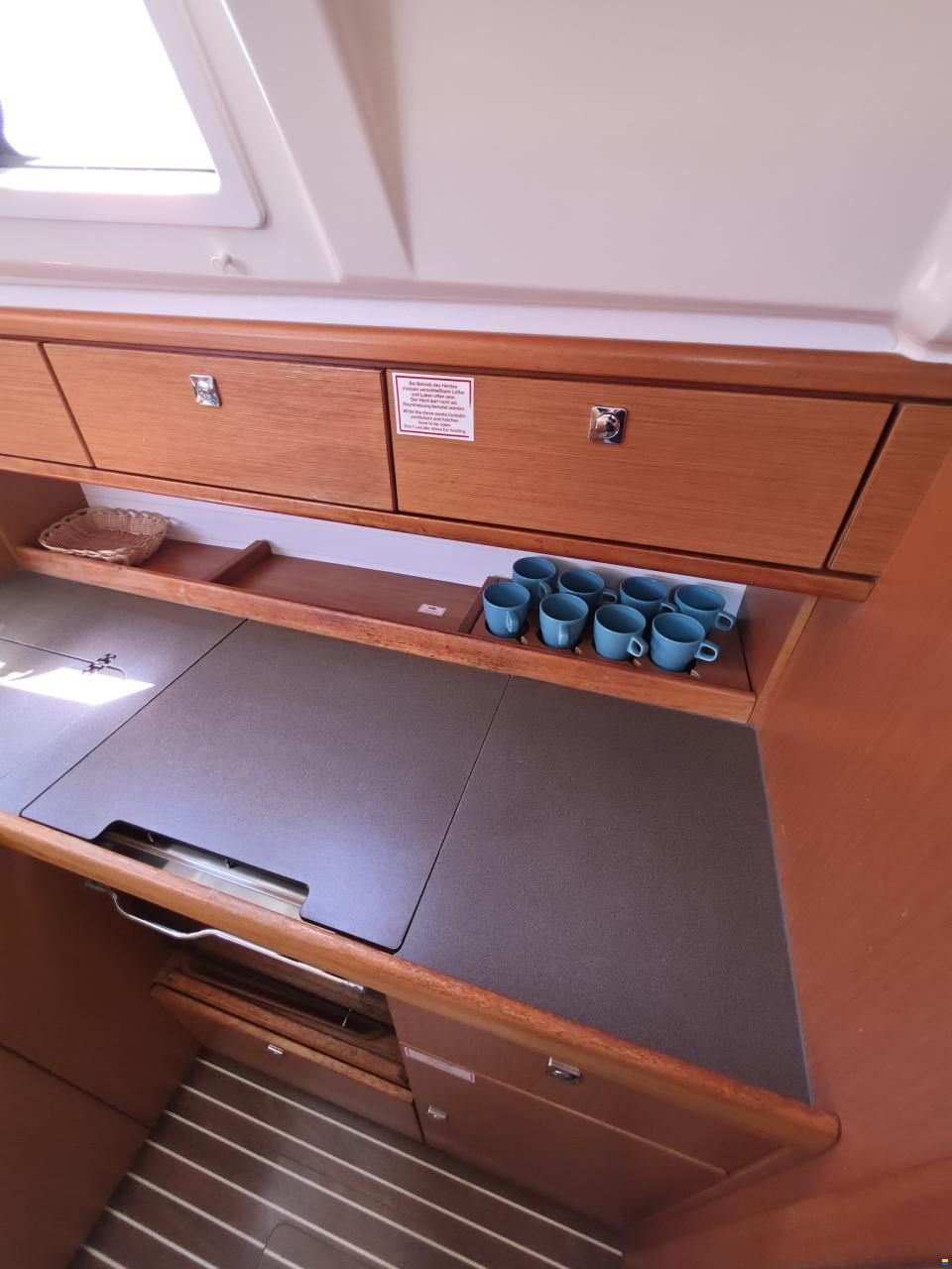 Bavaria CRUISER 37