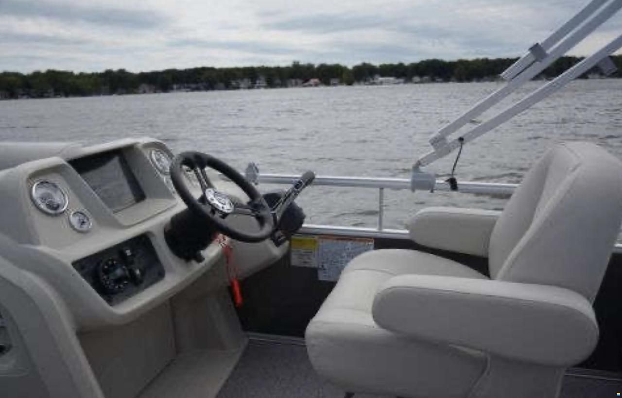 Smoker Craft Sunchaser Vista 7520