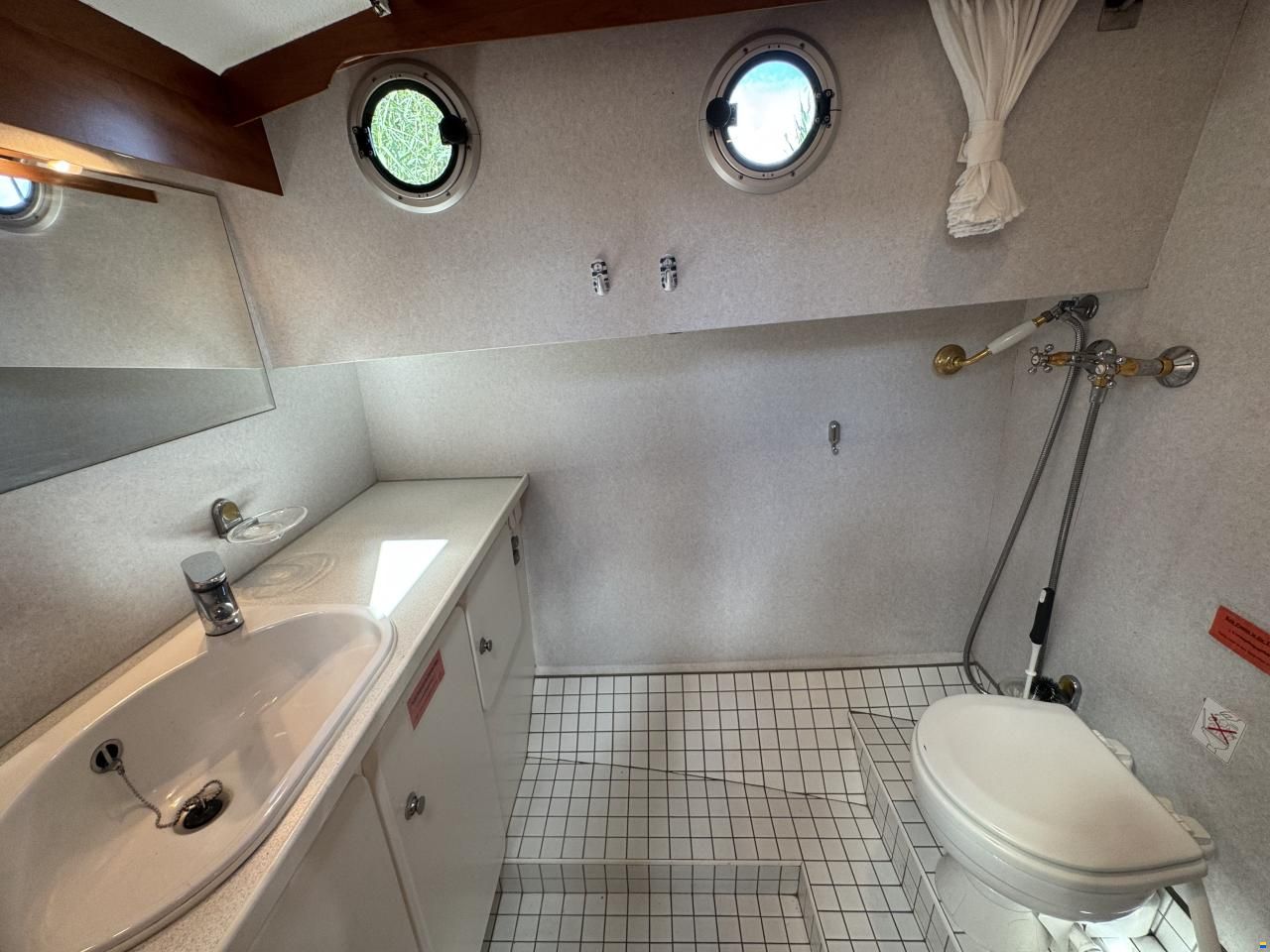 Linssen Dutch Sturdy 320 AC