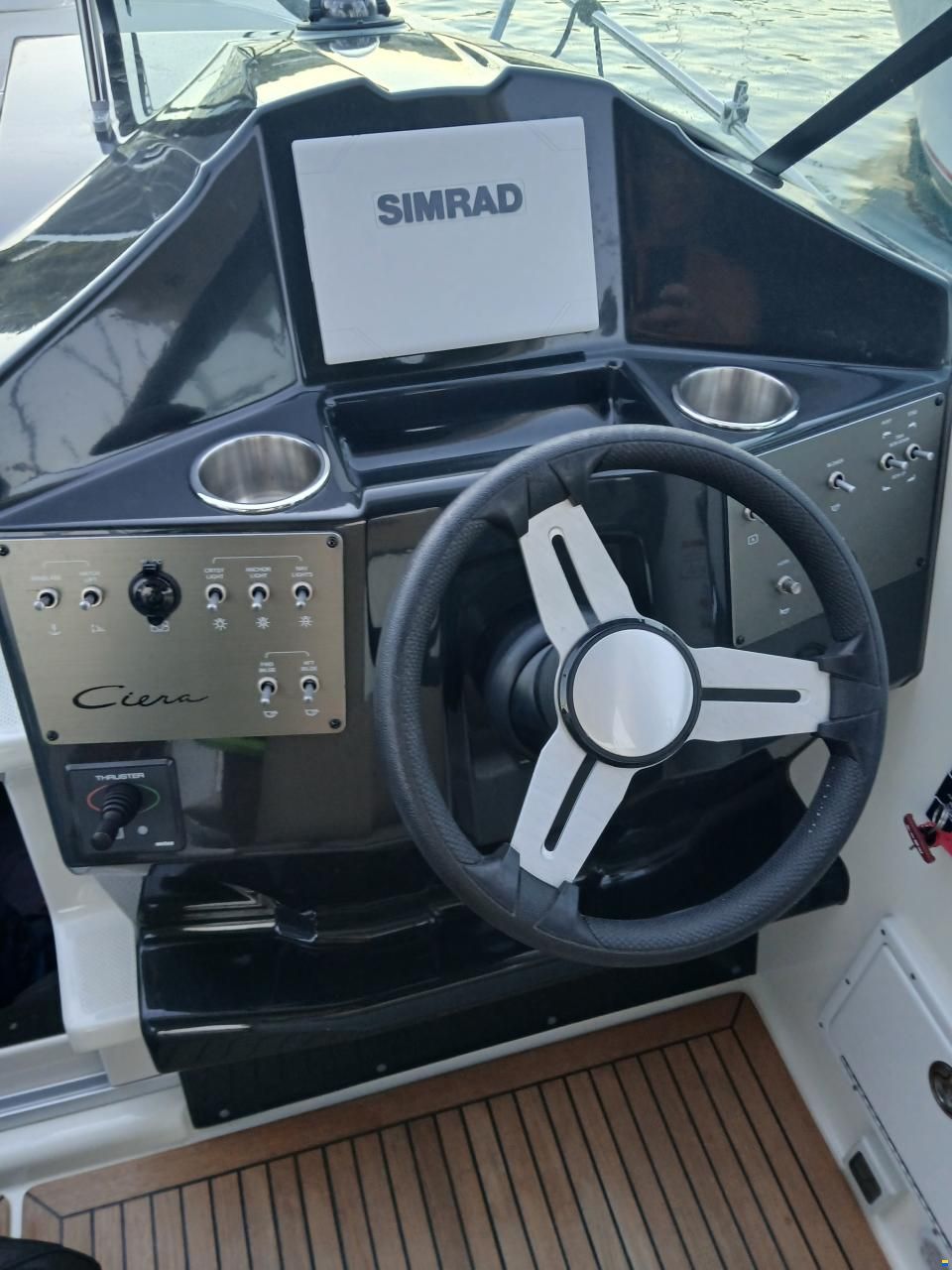 Bayliner Ciera 8