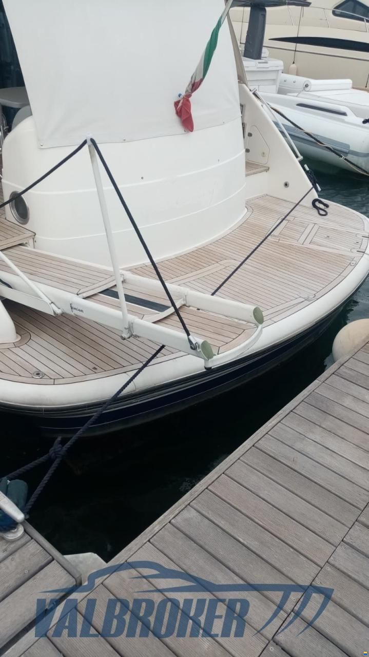 Fairline SQUADRON 62