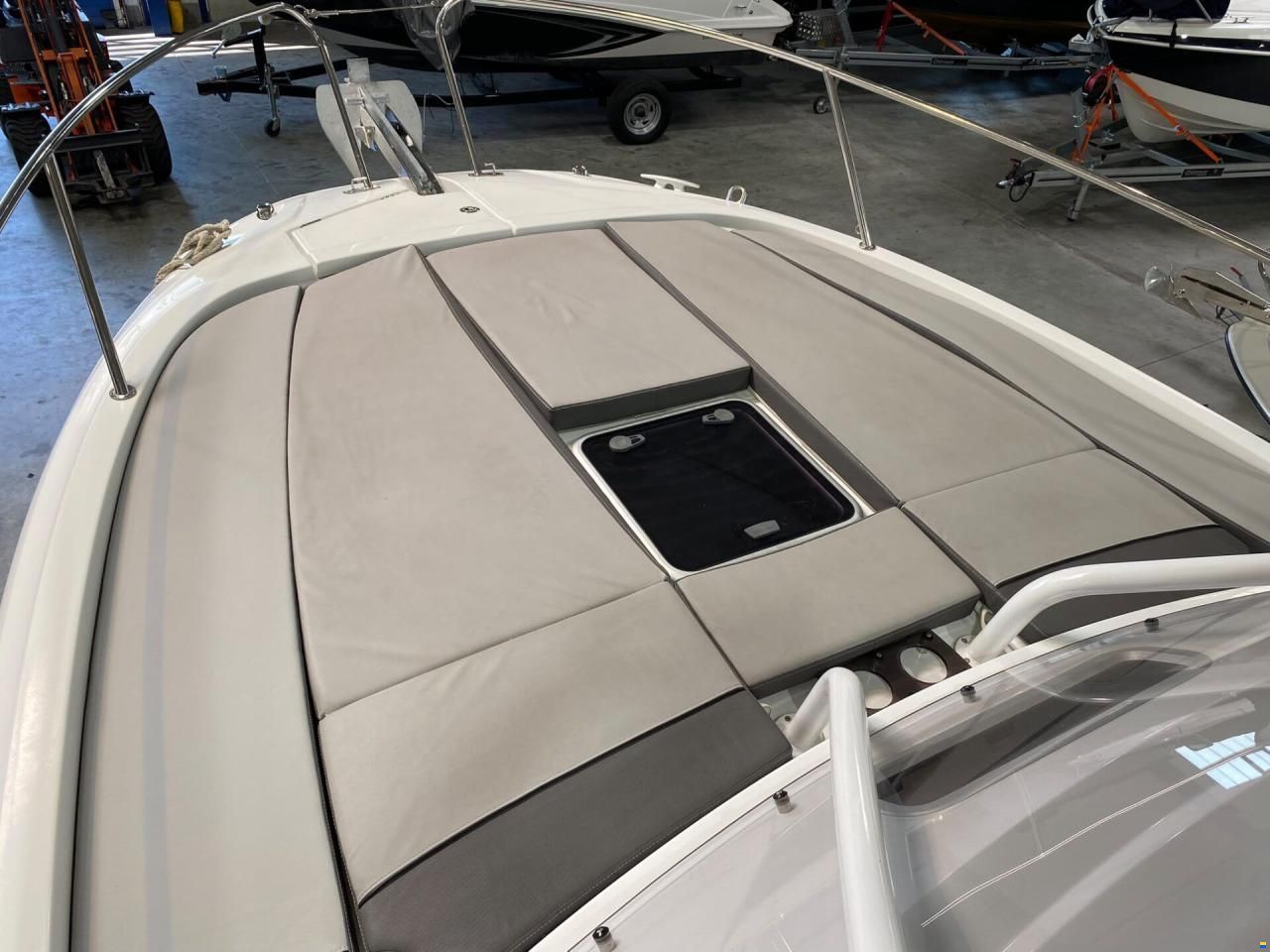 Jeanneau CC 9.0 WA