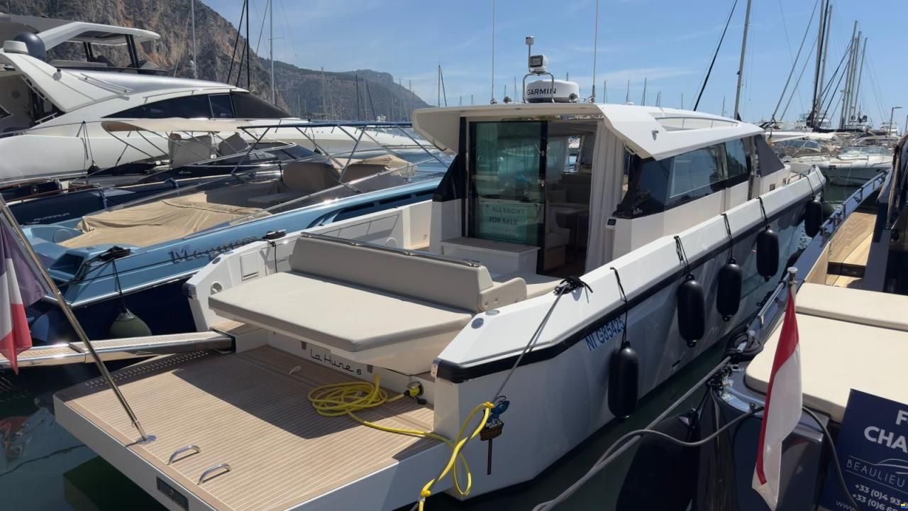 Delta Powerboats 48 COUP&Eacute;
