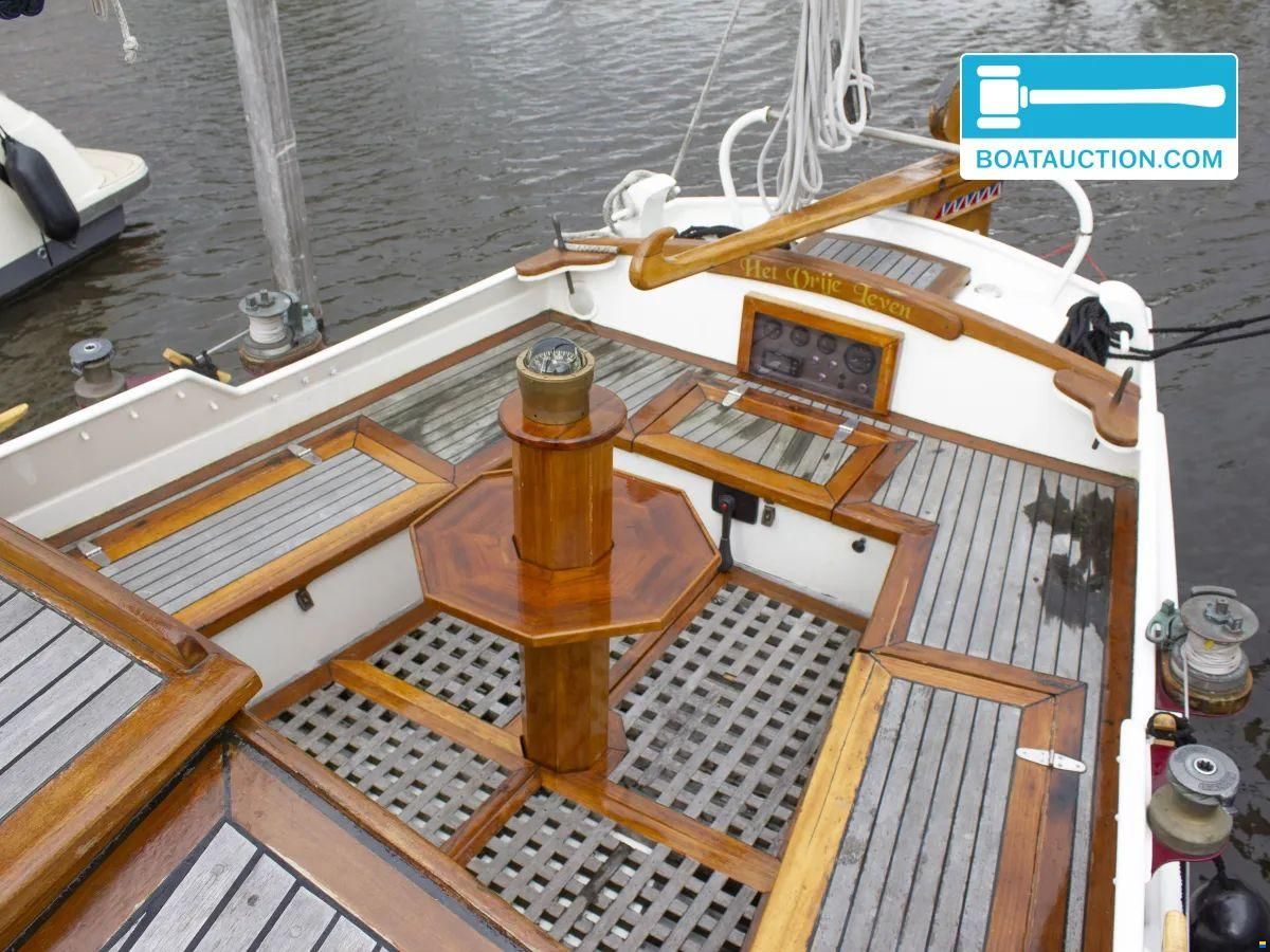 Zeeschouw Platbodem