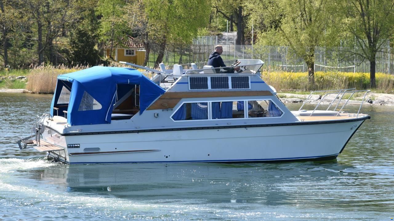 Parad 31 FLYING BRIDGE