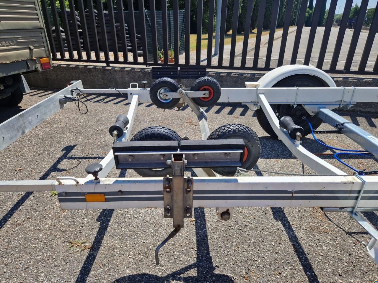 Stöger 1800kg Stöger Motorboottrailer
