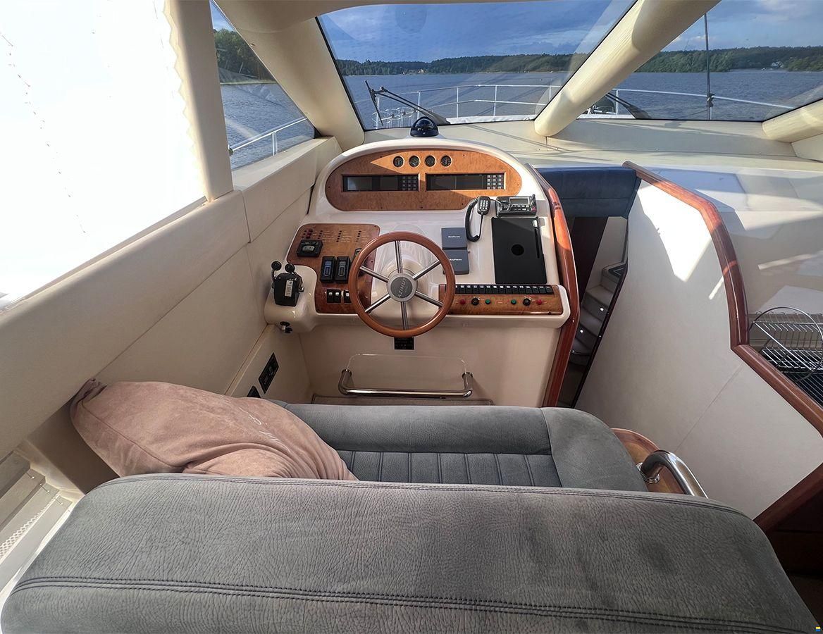 Azimut 52 Flybridge
