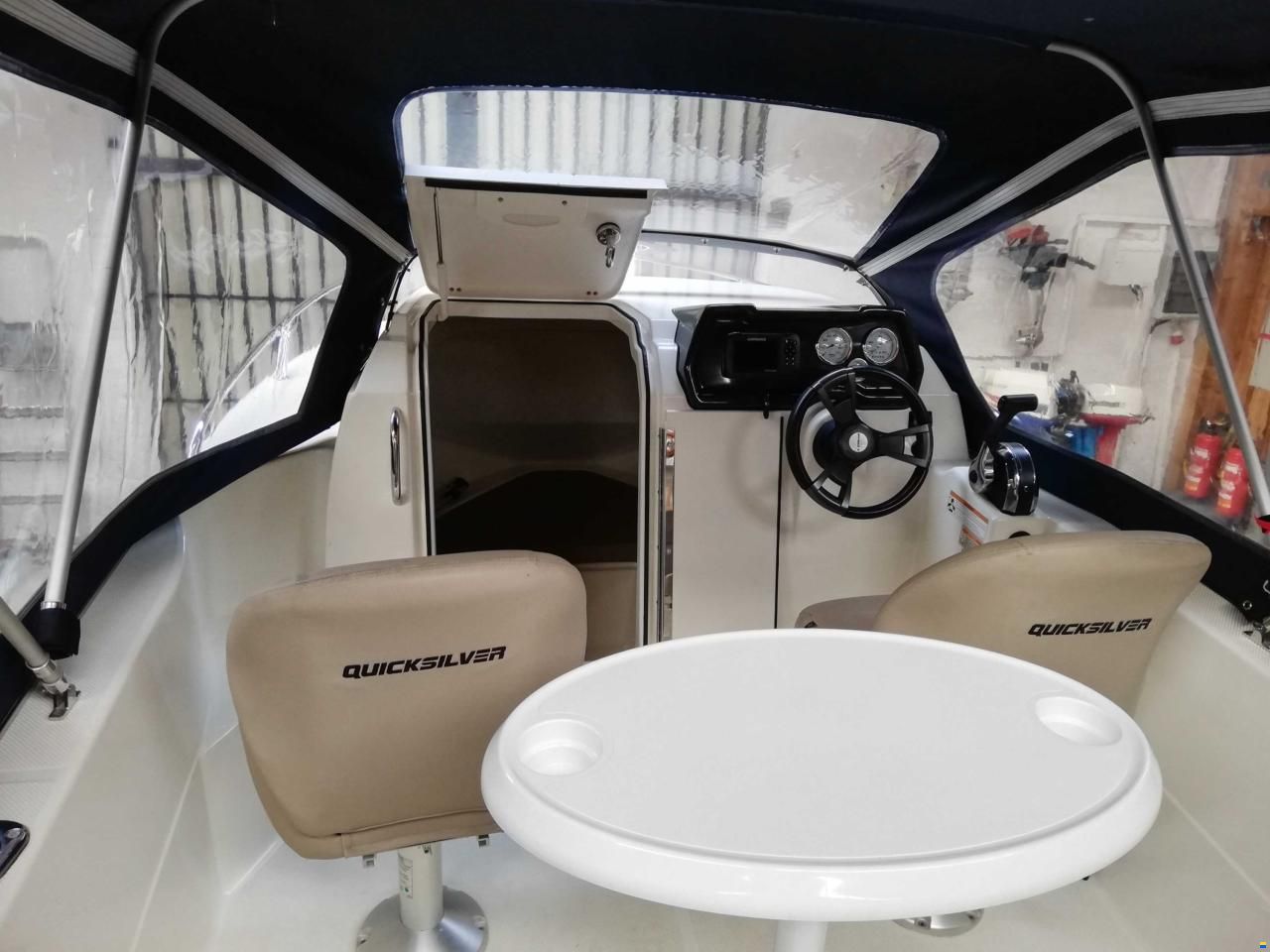 Quicksilver 455 Cabin