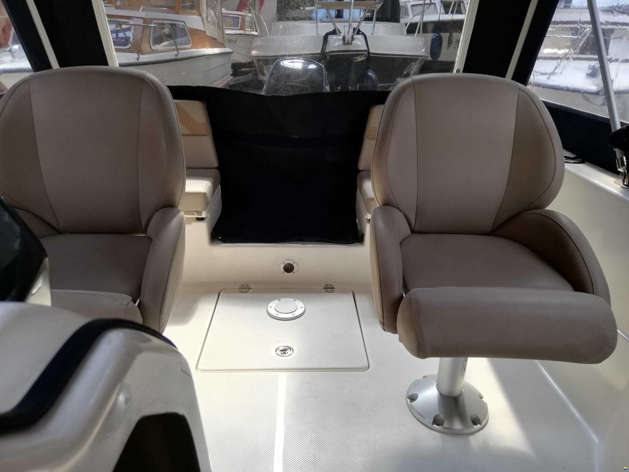 Quicksilver 455 Cabin
