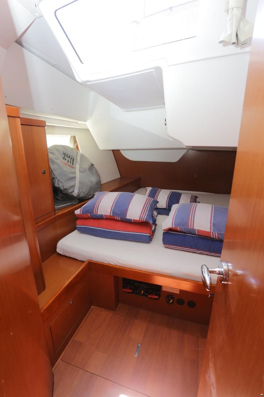 Beneteau Oceanis 48