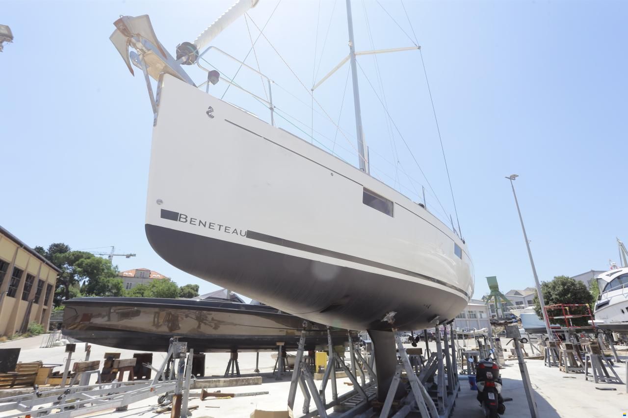 Beneteau Oceanis 48