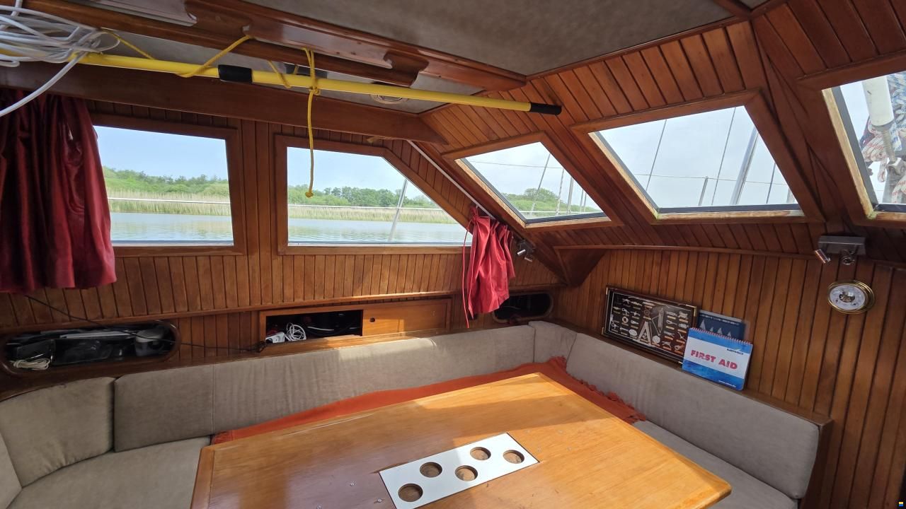 Jason Marine Pilothouse cruiser 45 ft