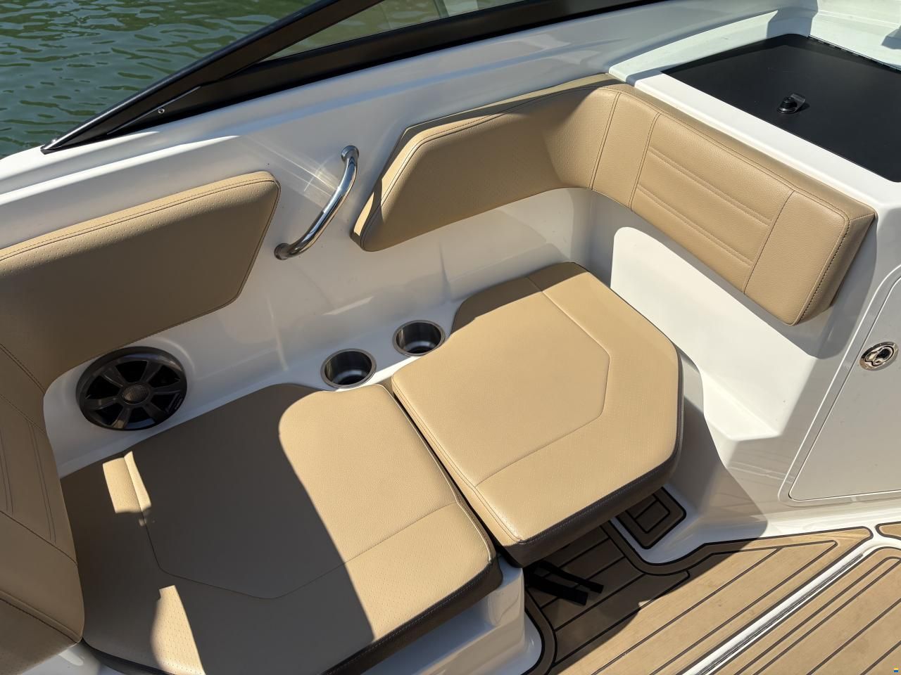 Sea Ray SPXE 190