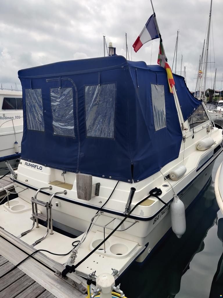 Fairline Carrera 24
