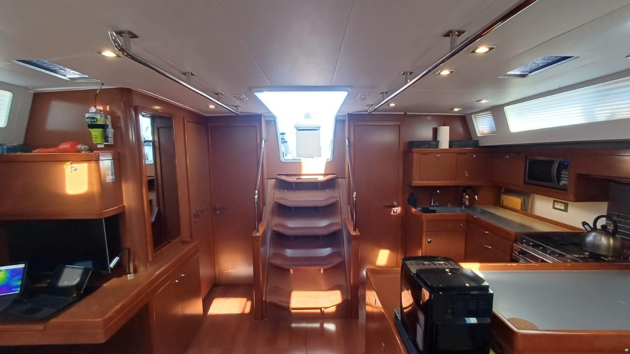 Beneteau Oceanis 55