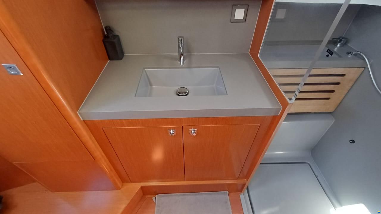 Beneteau Oceanis 55