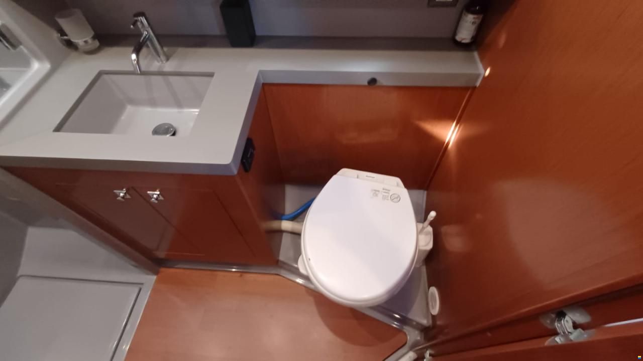Beneteau Oceanis 55