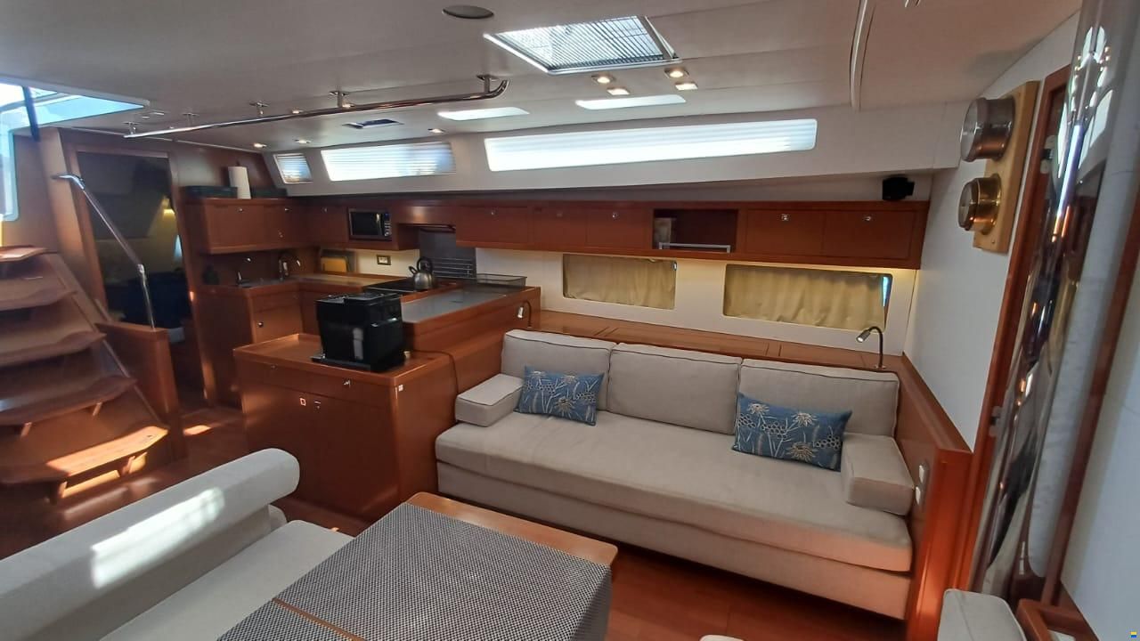 Beneteau Oceanis 55