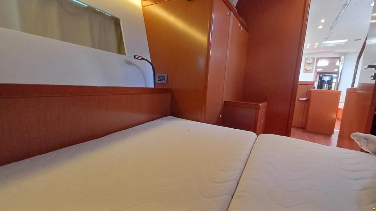 Beneteau Oceanis 55