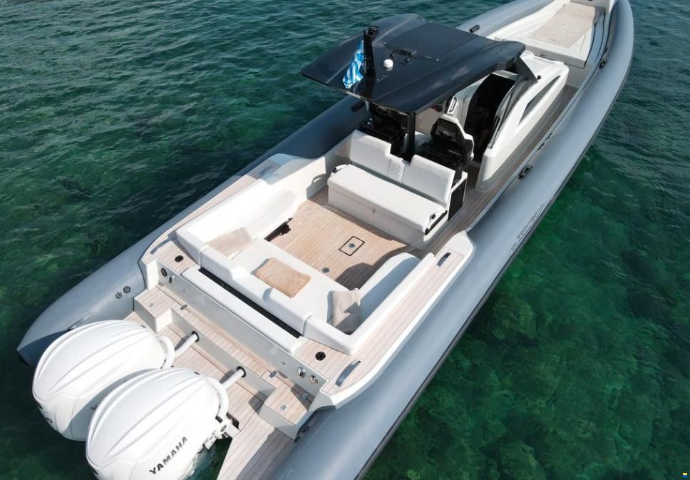 Technohull 40 Explorer